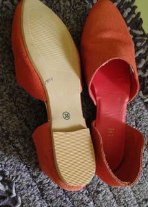 Stylish Coral Red Suede Flats