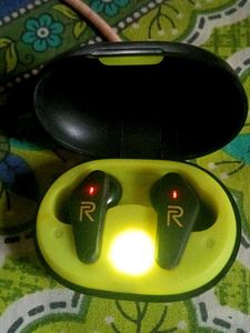 Realme Earbuds 🎉