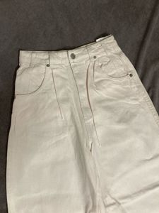 ZARA off white Jeans