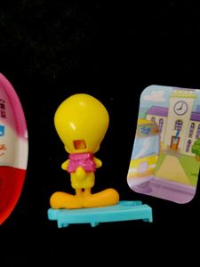 Kinder Joy Toy - Tweety Bird School