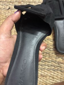 MANGO Stylish Black Buckle Slide Sandals