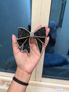 Sparkling Black Bow Hair Clip