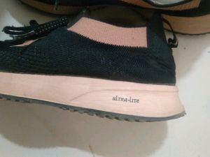 Sports Shoes