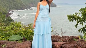 Chic Ruched Tiered Midi Dress