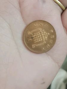 British Pound-One Penny Elizabeth II 6 Copper Coin