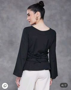 adjustable shein Chic Black Bell Sleeve Top