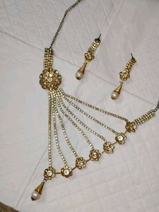 Elegant Necklace &amp; Earring Set