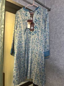 Brand newBeautiful Blue &amp; White Printed Kurta Set