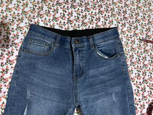 Stylish Ripped Blue Skinny Jeans