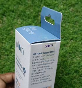 Plum Rice Water &amp; Niacinamide Hybrid Sunscreen