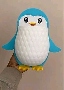 💙🩵Penguin Holder