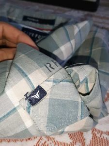 Men's Plaid Casual Shirt