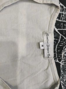 basic white tee