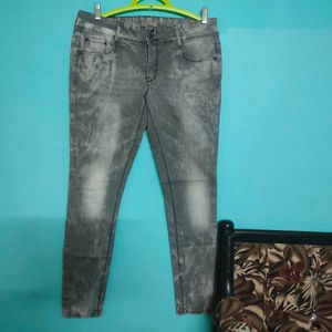 Stylish Grey Wash Jeans
