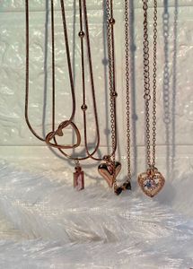 Delicate Necklaces Collection