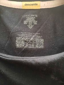 Descente Black T-Shirt