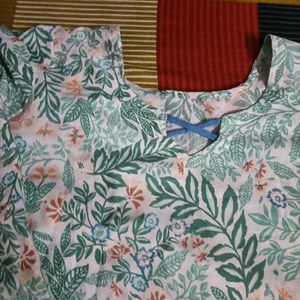 Beautiful Floral Kurta 3-Piece set