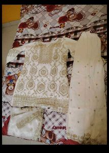 Elegant Embellished Kurta Set