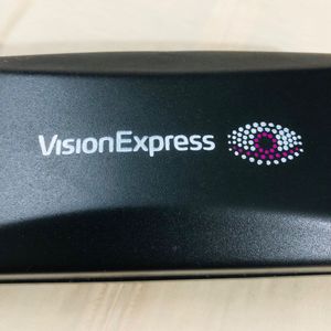 👁 Vision Express Glasses Case 👁