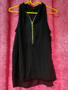 Sleeveless Black Tank Top