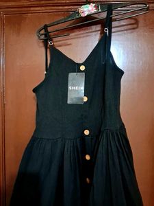 Black Button-Up Maxi Dress 💫