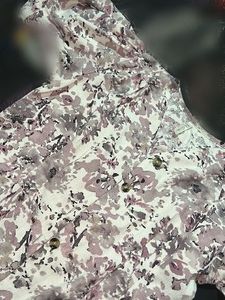 Floral Print V-Neck Puff Sleeve Top