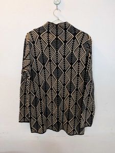Geometric Pattern Knit Sweater