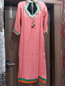 Elegant Pink Embroidered Kurti