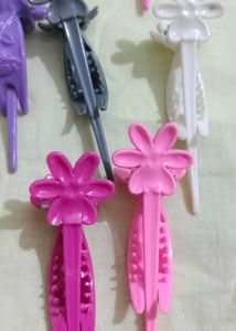 Brand new Cute Flower Hair Claws 4