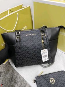 MICHAEL KORS* *CHARLOTTE TOP-ZIP LOGO TOTE BAG*
