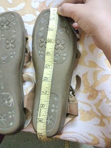 Ladies Comfortable Sandals