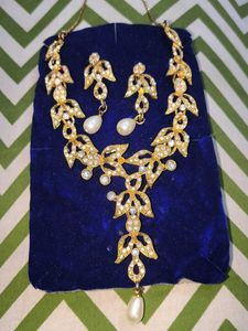 Necklace set