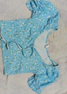 Cute Blue Floral Top
