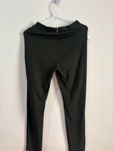 Classic Black Skinny Pants
