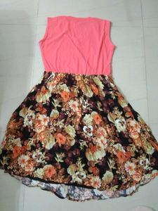 Coral V-Neck Floral Print Dress with Belt