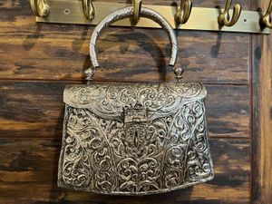 👜 Silver Royal Antique Bag
