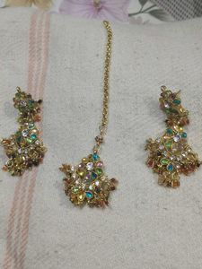 Elegant Necklace and Earrings Set