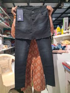 Stylish Black Denim Skirt Jeans 32
