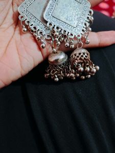 Stylish Mirror Work Jhumka Earrings