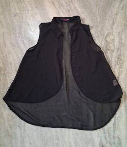 Chic Black Sleeveless Shrug