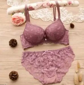 Lace Bra &amp; Panty Set