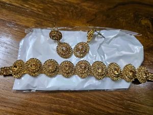 Exquisite Kundan Choker & Earring Set