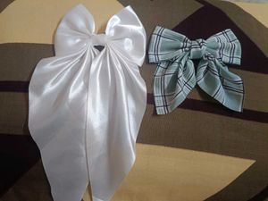Set of 2 Bow Hair Accessories