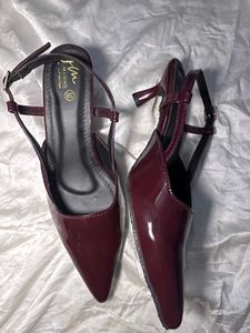 Chic Burgundy Patent Slingback Heels