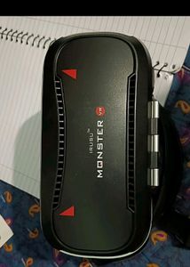 Irusu Monster VR