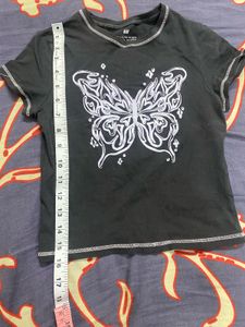 H&amp;M Graphic Butterfly T-Shirt