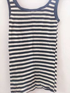 pair of two Striped Sleeveless Top size 24 st