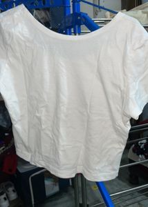 Basic White Cropped Tee
