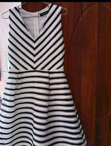 Sale 🛒 Skater Stripped Dress