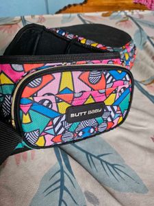 ButtBaby Comic Carriers with Hip Seat Bab